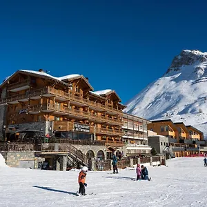 https://hotel-le-levanna.hotels-rhonealpes.com